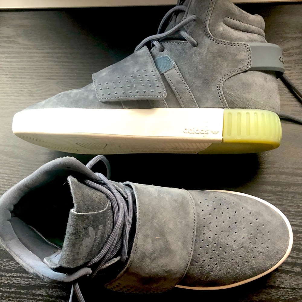 SZ 5 Adidas tubular steel grey high tops